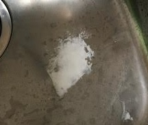 重曹とクエン酸でキッチンやシンクのサビを簡単に落とす方法